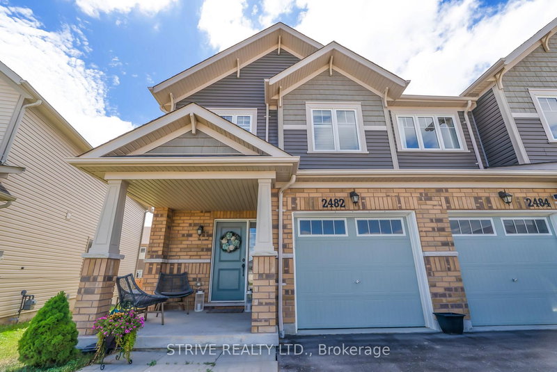 2482 Steeplechase St, Oshawa, L1L 0J6 | Image 2