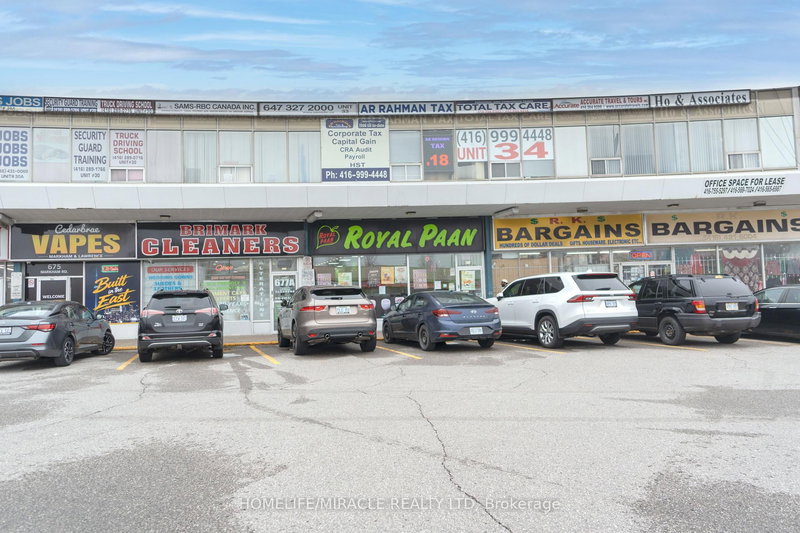 671 Markham Rd, Toronto, M1H 2A4 | Image 2