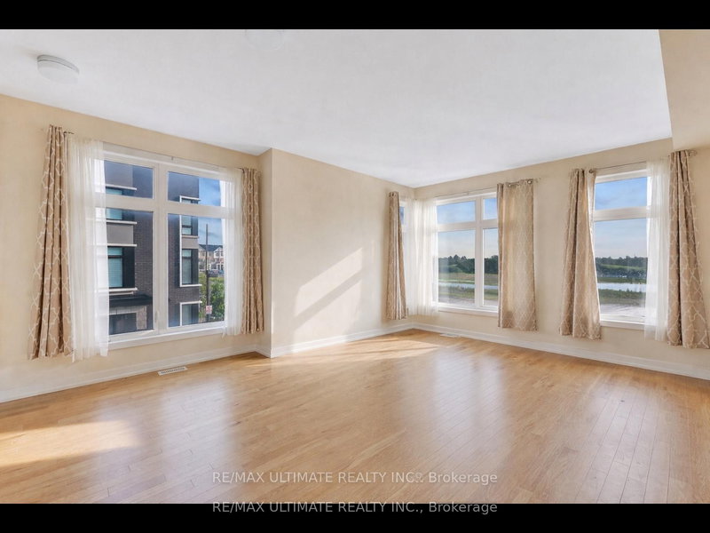 2632 Castlegate Crossing Dr, Pickering, L1X 0H6 | Image 3