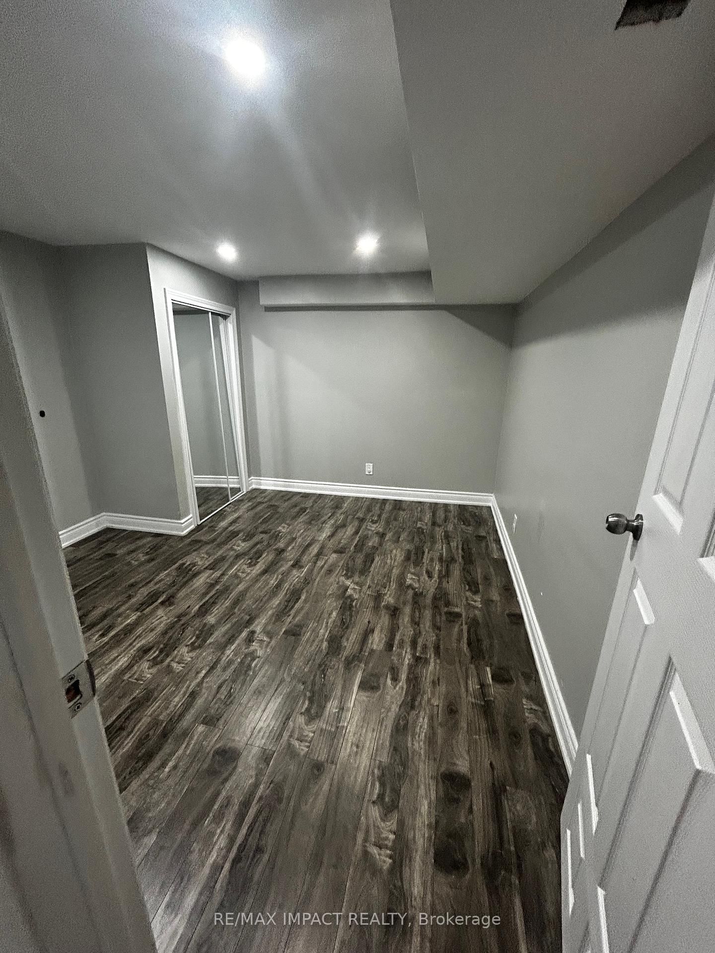 75 Snowling Drive, Unit Bsmt - Photo 12