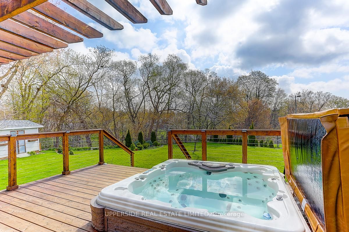 853 Capri Court E - Photo 21