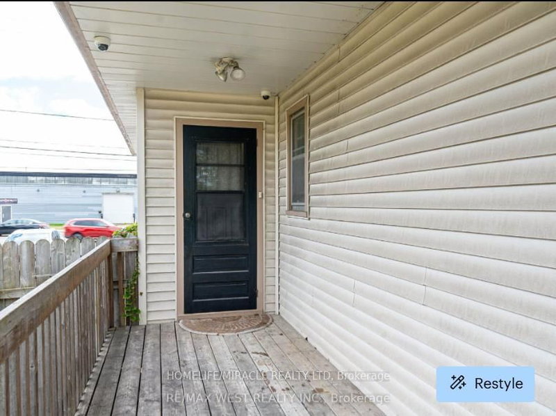 BSMT - 94 Taunton Rd W, Oshawa, L1G 3T2 | Image 2