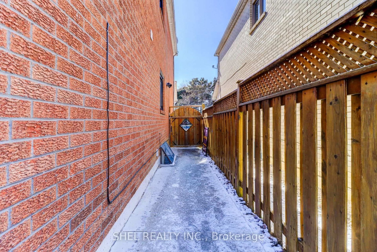 301 Old Harwood Avenue - Photo 13