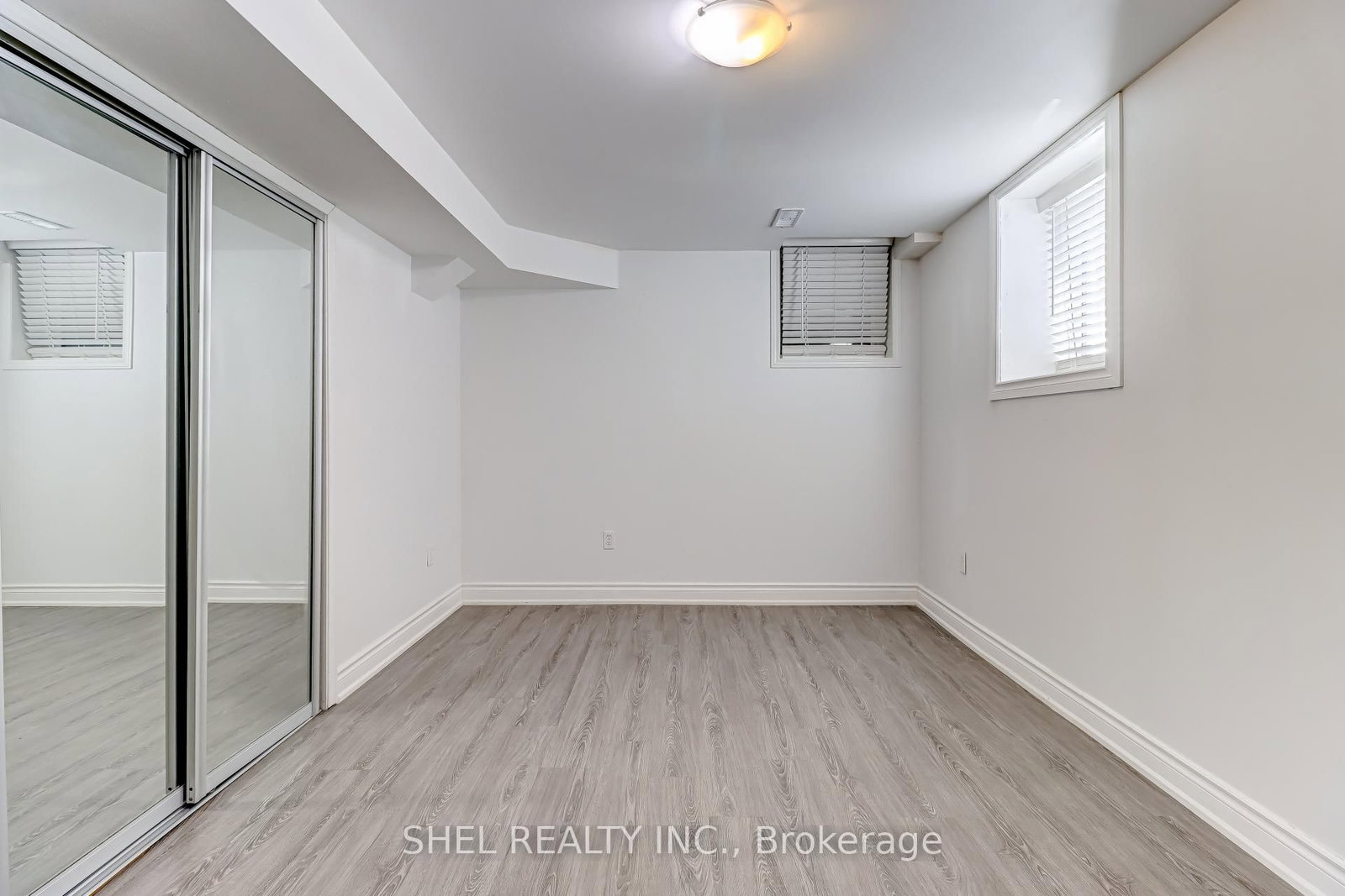 301 Old Harwood Avenue - Photo 9