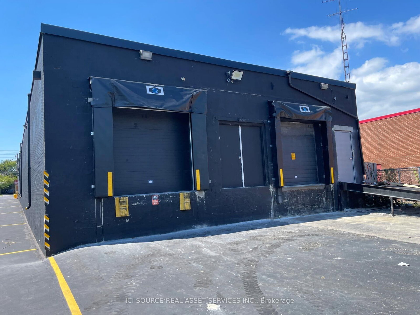 1153 Kennedy Road - Photo 4