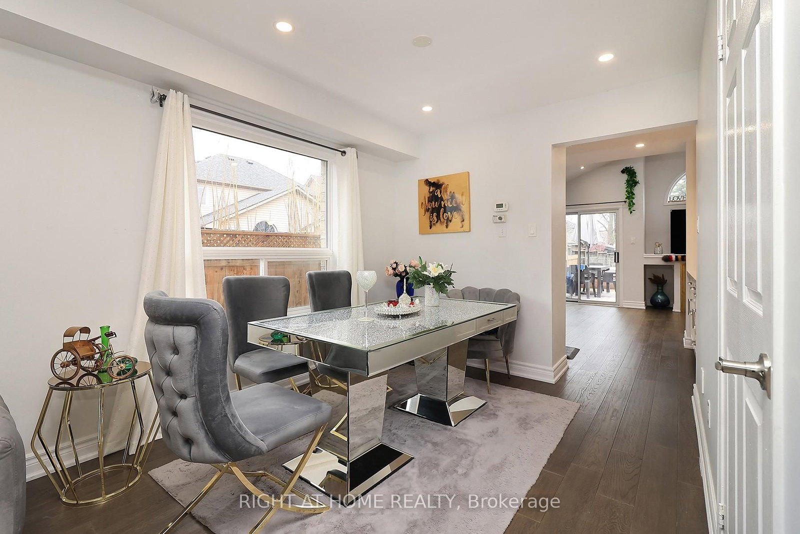 27 Foundry Lane - Photo 6