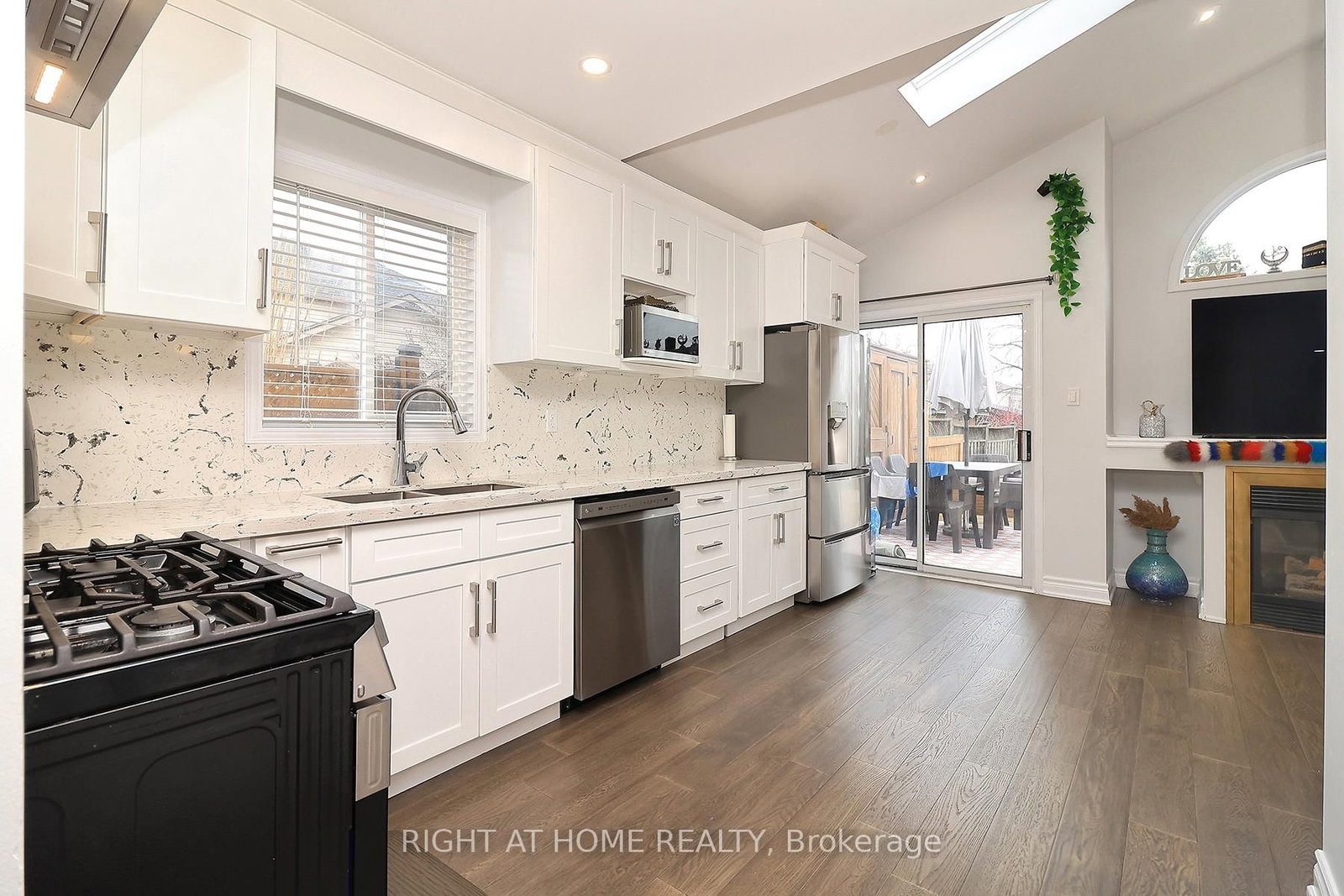 27 Foundry Lane - Photo 8