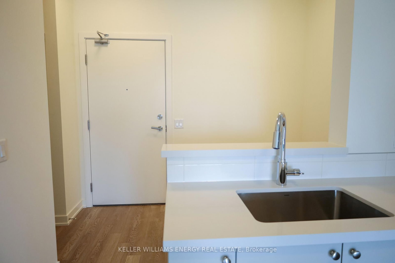 51 Clarington Boulevard, Unit 1010 - Photo 8