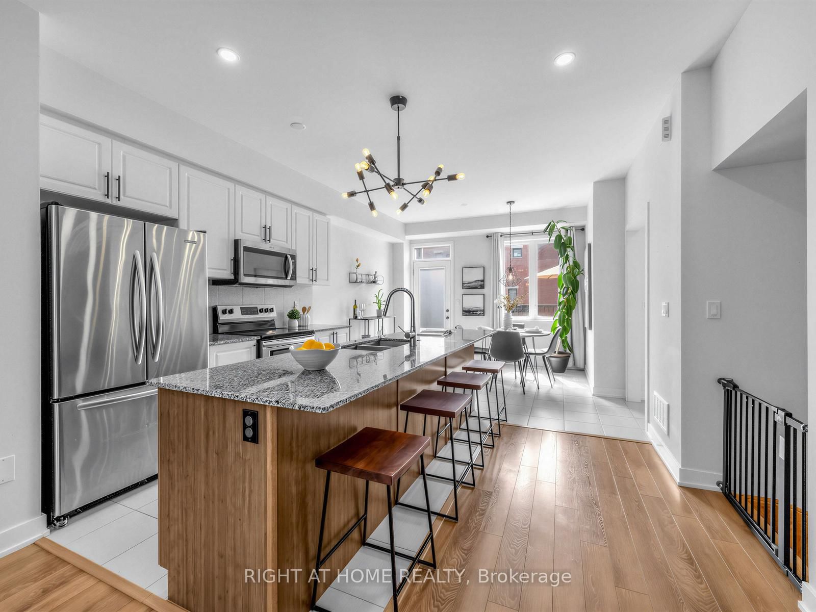 998 Kicking Horse Path - Photo 15