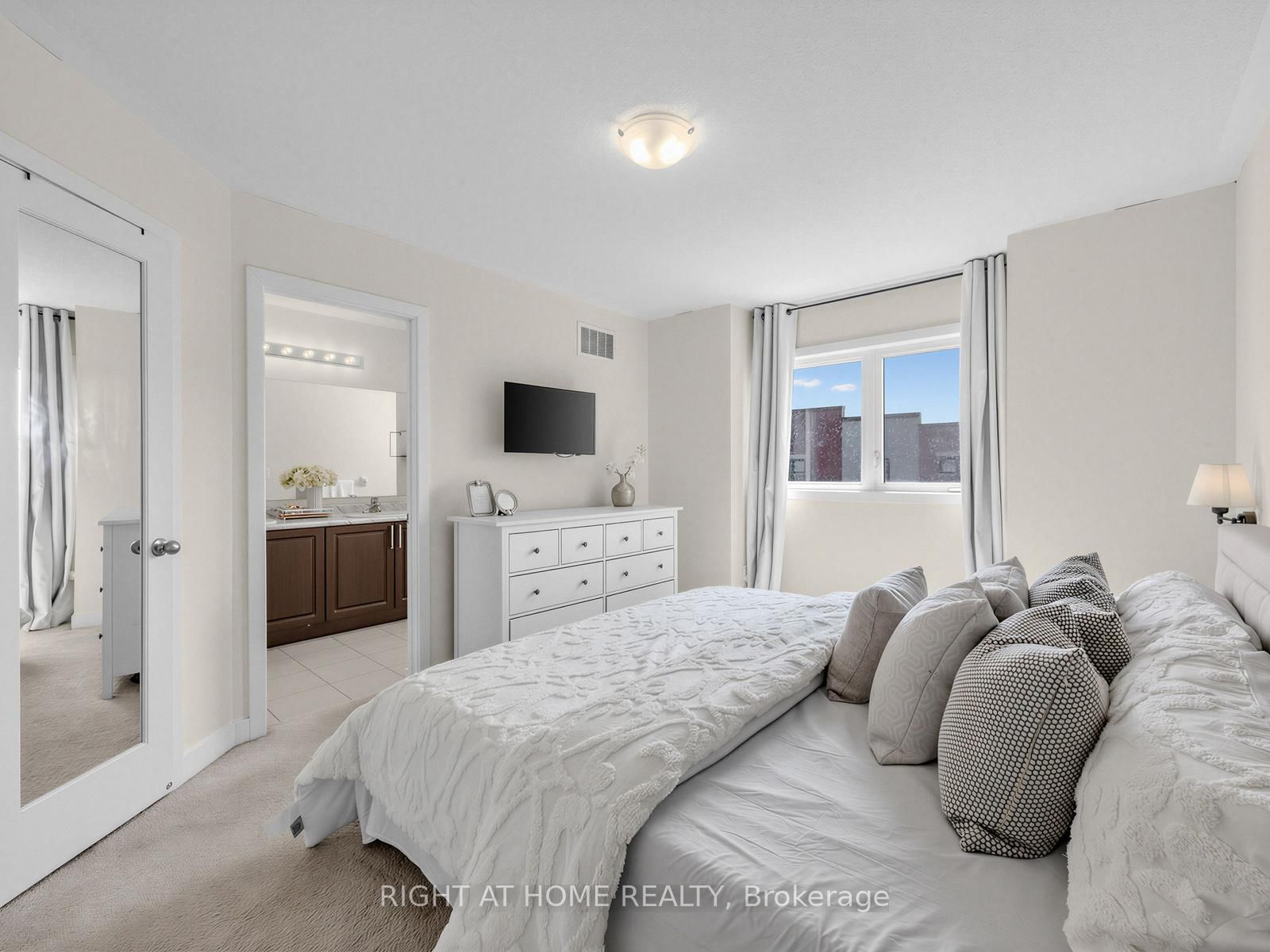 998 Kicking Horse Path - Photo 23