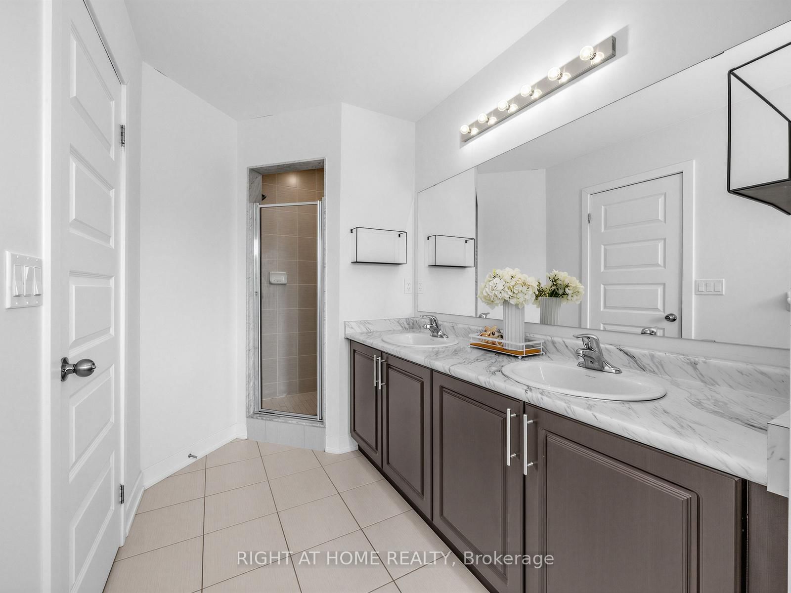 998 Kicking Horse Path - Photo 25