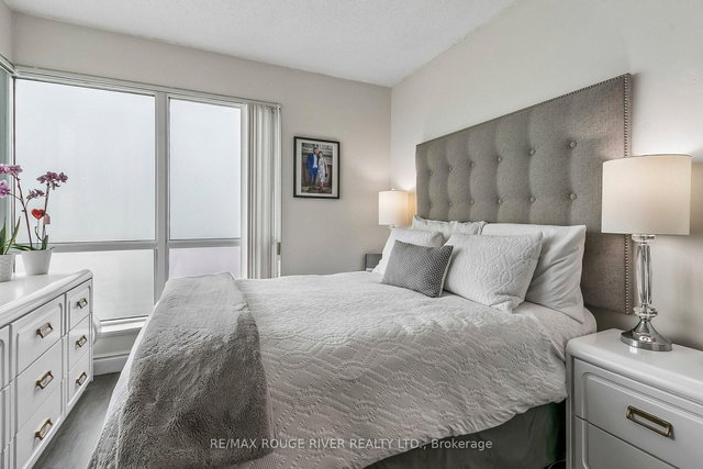 1203 - 11 Lee Centre Drive