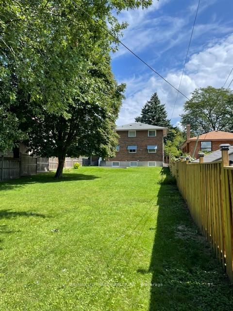 Detached House for sale at 70 Rosemount Drive, Toronto, Ontario, M1K 2X3 - Ionview - MLS: E13005500