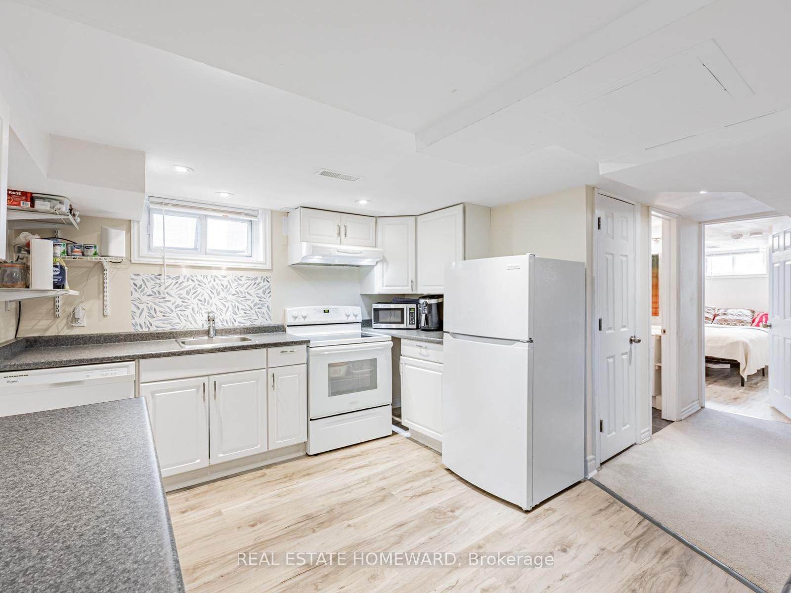 793 Eastglen Drive - Photo 34