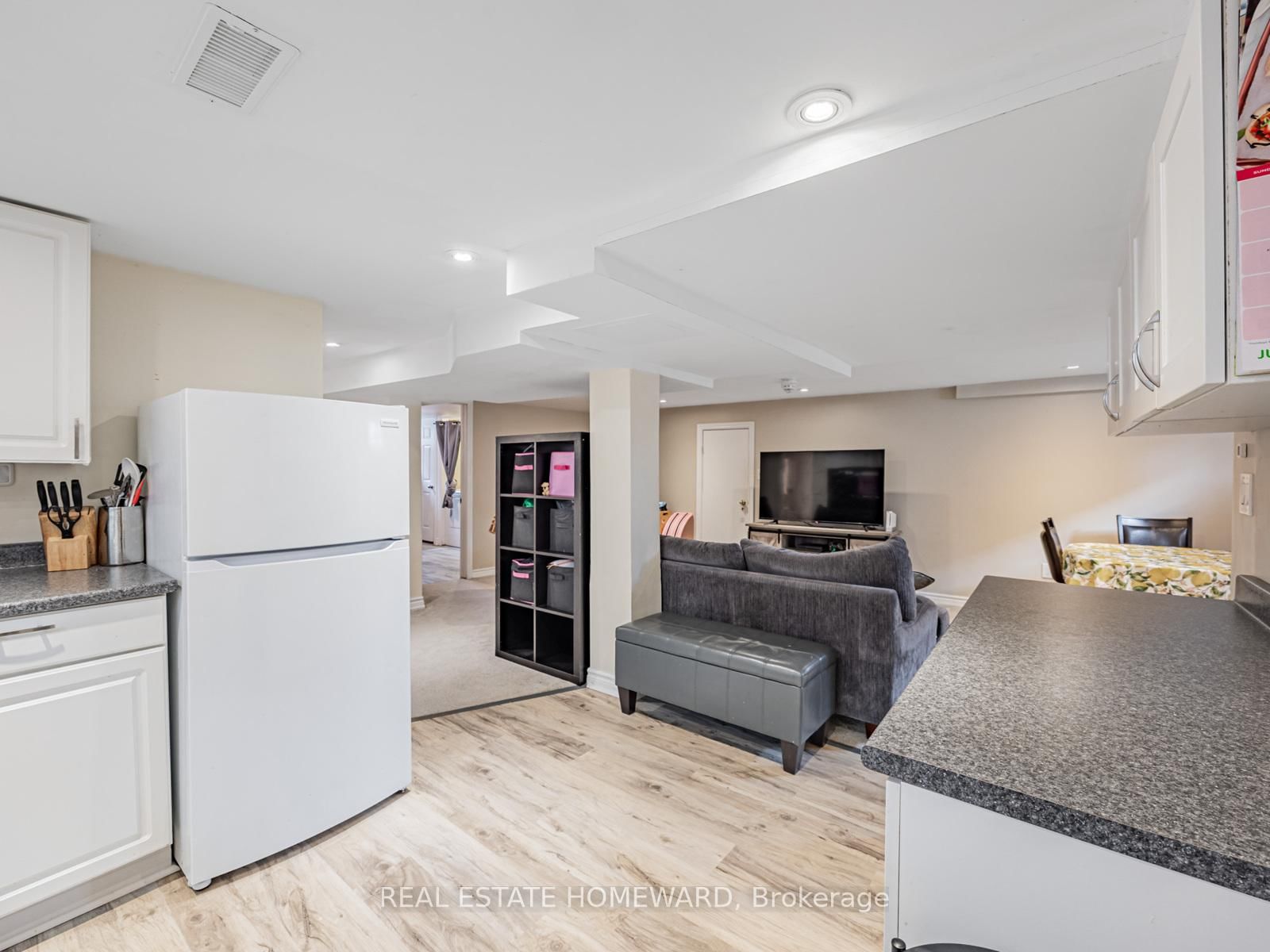 793 Eastglen Drive - Photo 35