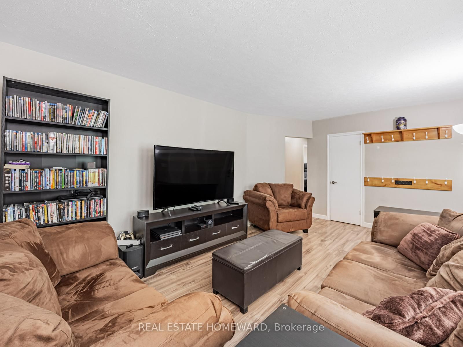 793 Eastglen Drive - Photo 5