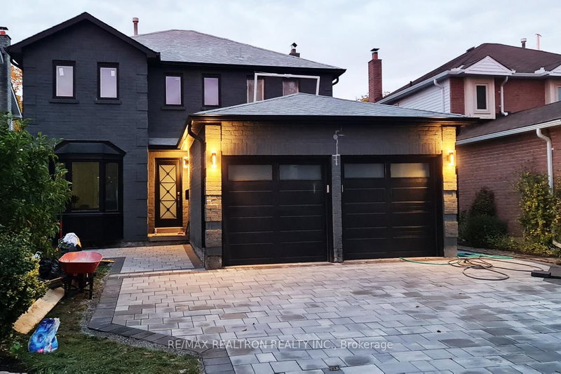 home for lease on # Upper-657 Cognac Crescent