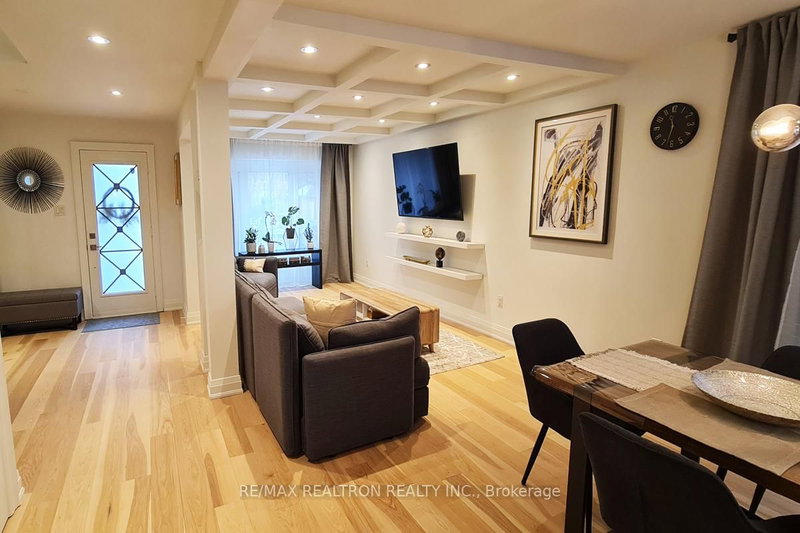 # Upper - 657 Cognac Cres, Pickering, L1X 1L7 | Image 2