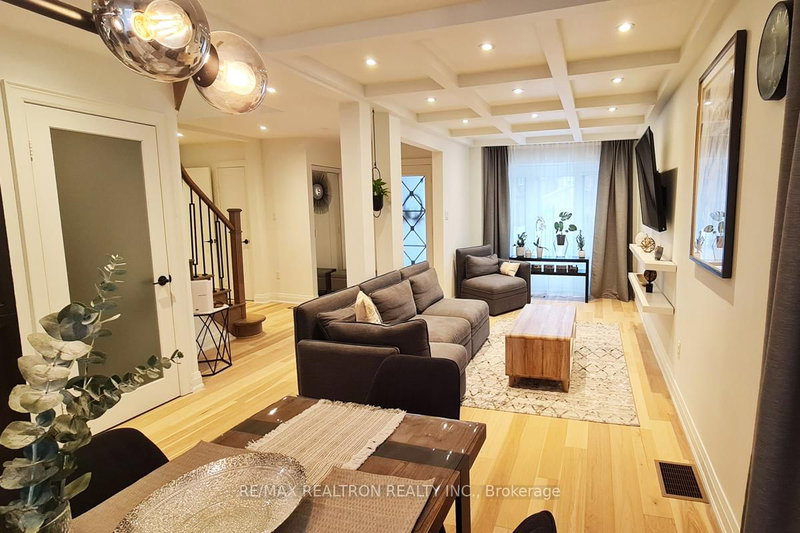 # Upper - 657 Cognac Cres, Pickering, L1X 1L7 | Image 3