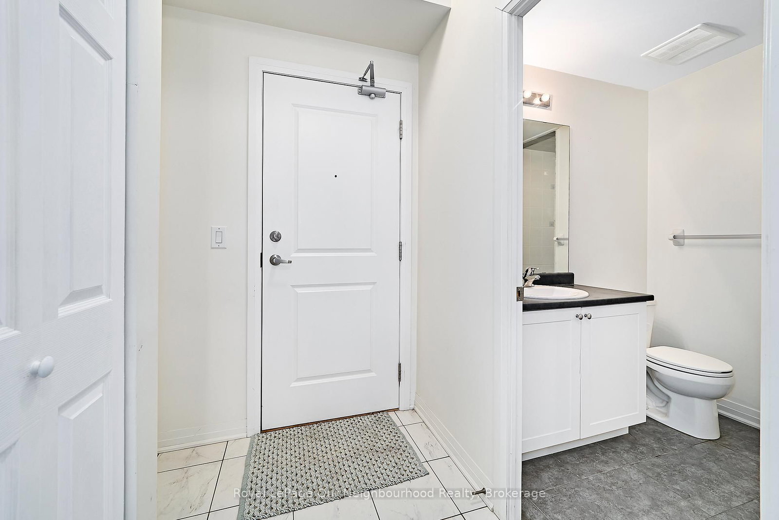 80 Shipway Avenue, Unit 107 - Photo 17