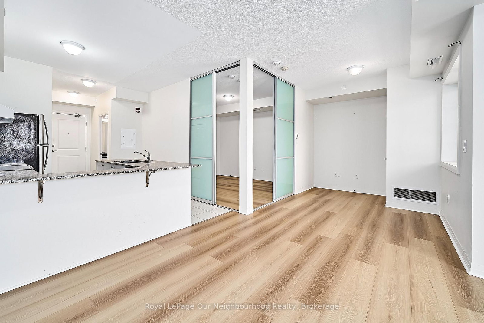 80 Shipway Avenue, Unit 107 - Photo 30