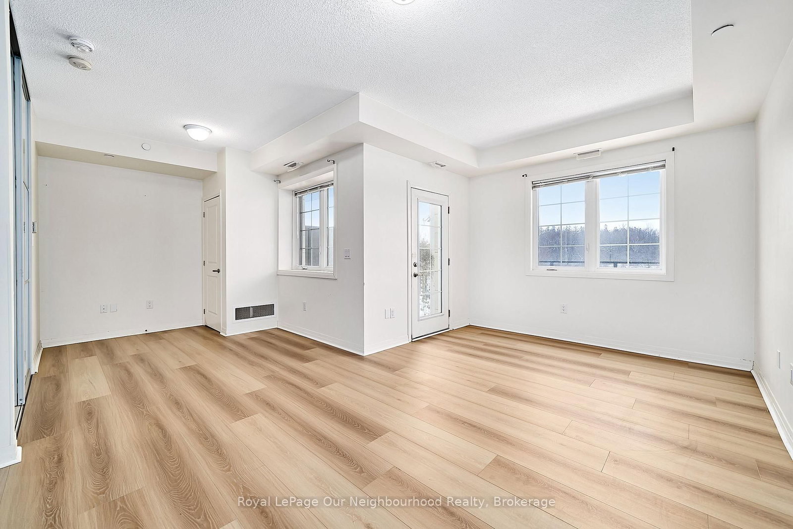 80 Shipway Avenue, Unit 107 - Photo 32