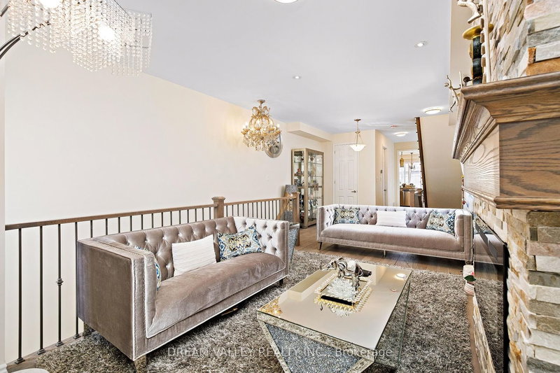 88 Jolly Way, Toronto, M1P 0E2 | Image 2