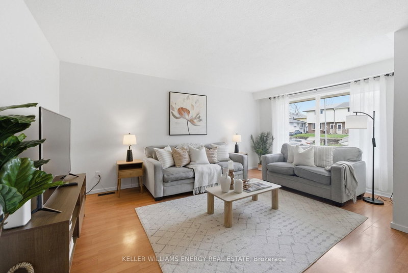 441 Maplewood Dr, Oshawa, L1G 5R7 | Image 3