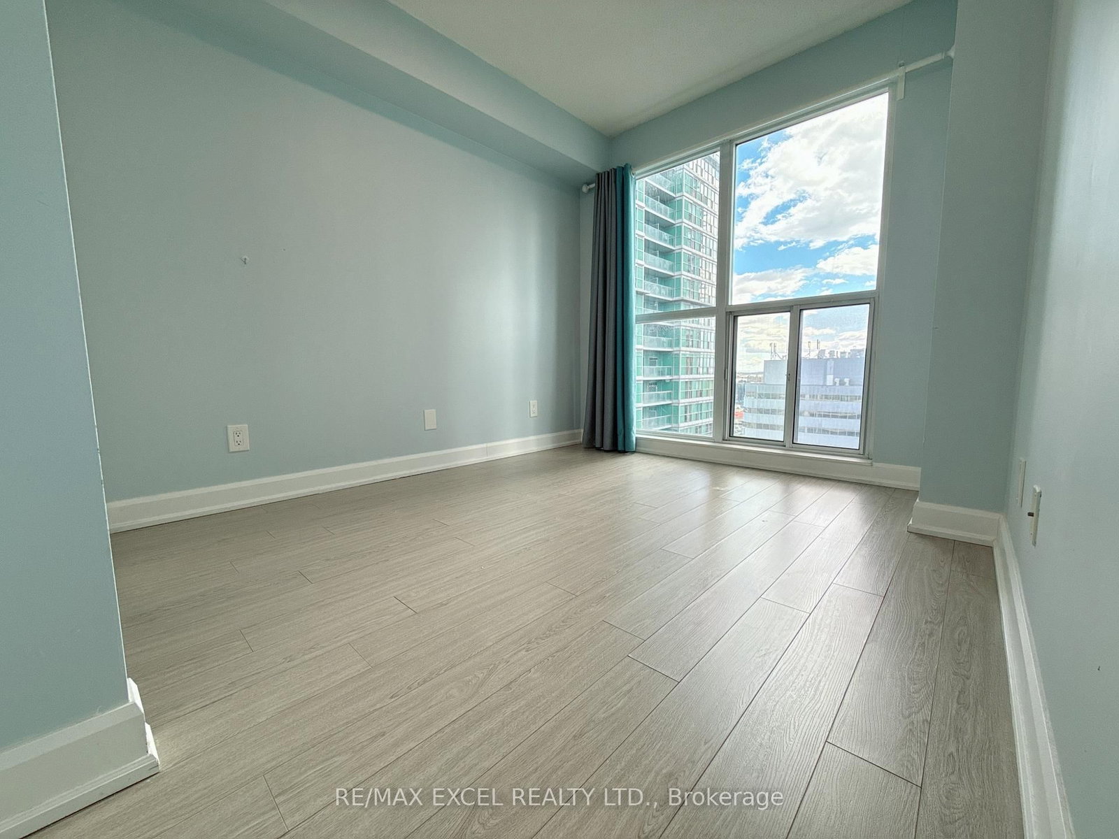 60 Town Centre Court, Unit 1207 - Photo 16