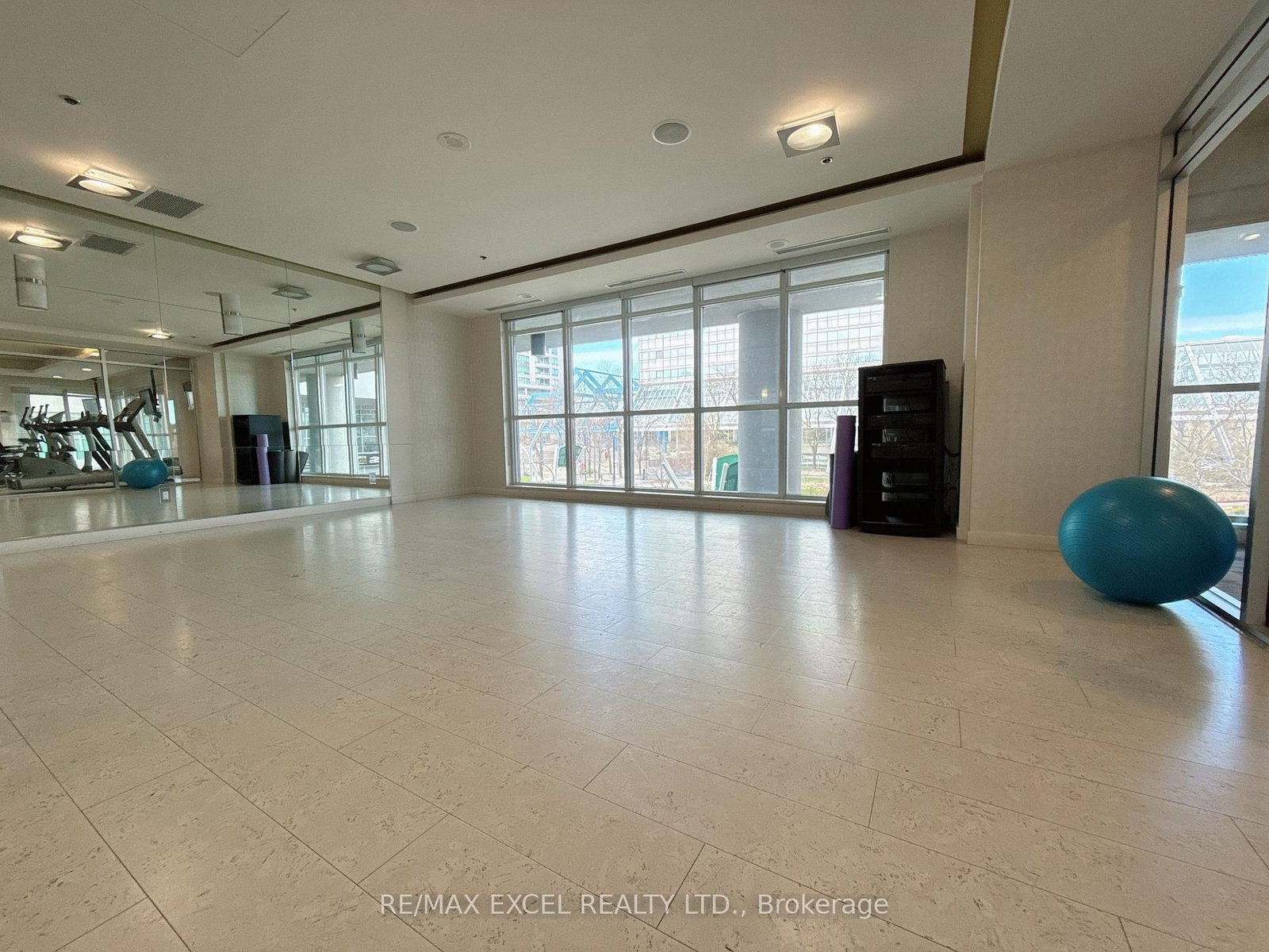60 Town Centre Court, Unit 1207 - Photo 19