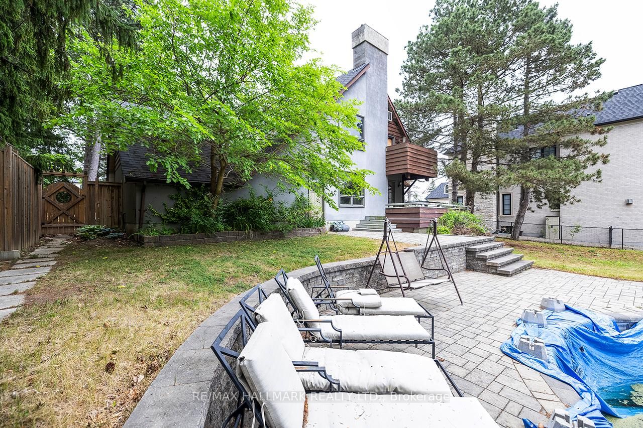 1382 Rougemount Drive - Photo 10