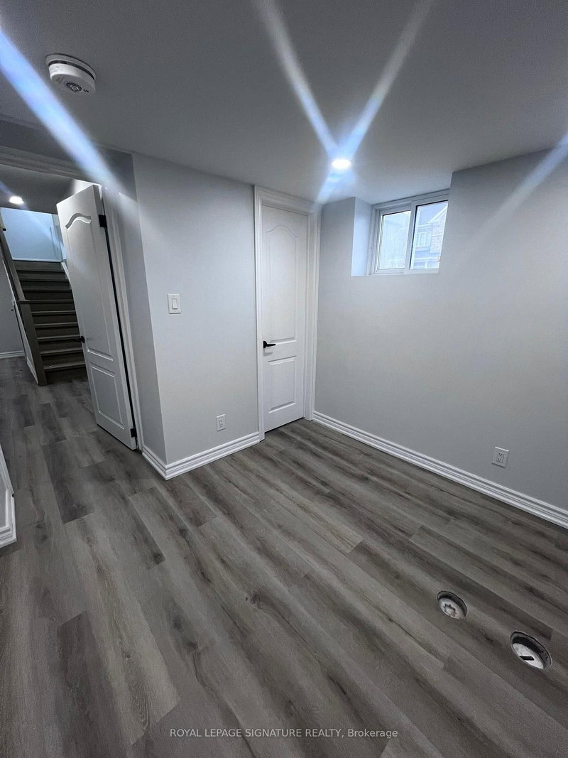 Lower - 999 Black Cherry Dr, Oshawa, L1K 3G5 | Image 2