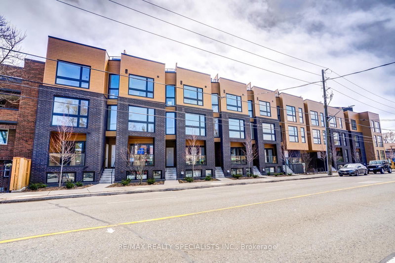 home for lease on 50-35 Birchcliff Avenue