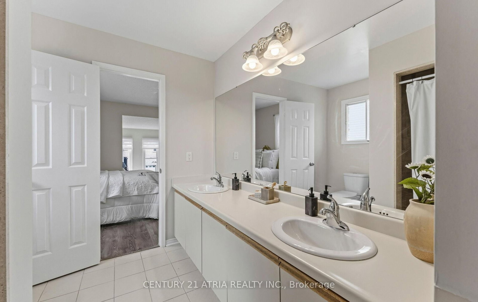 Detached House for sale at 18 Elmeroy Court, Whitby, Ontario, L1N 8A4 - Blue Grass Meadows - MLS: E13006602