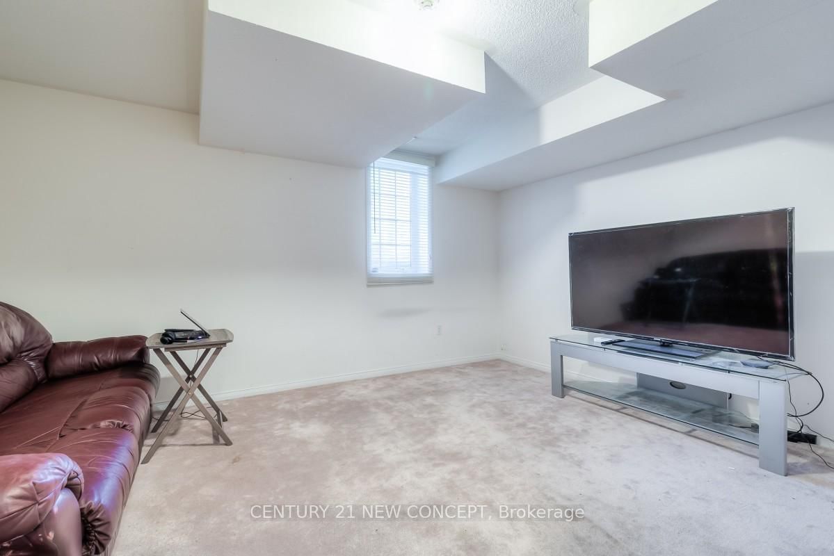 735 Sheppard Avenue, Unit 33 - Photo 22