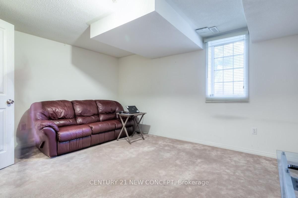 735 Sheppard Avenue, Unit 33 - Photo 23