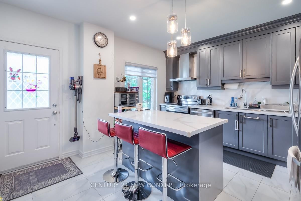 735 Sheppard Avenue, Unit 33 - Photo 6