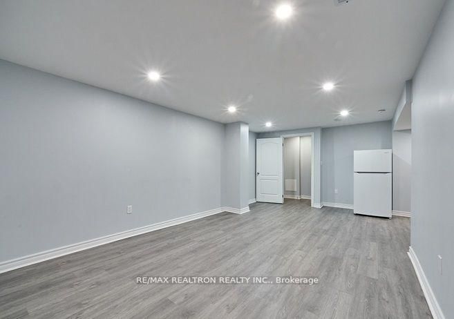117 Hibbard Drive, Unit Bsmt - Photo 6