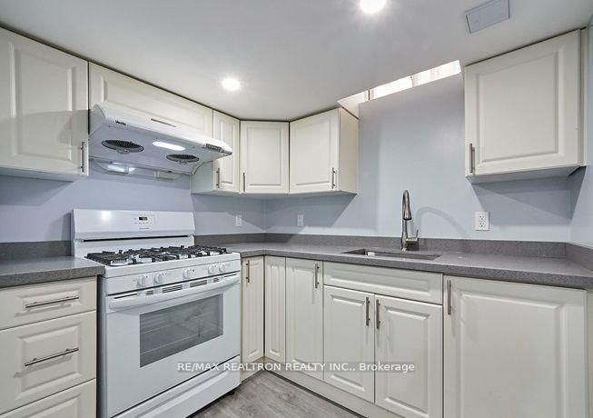 117 Hibbard Drive, Unit Bsmt - Photo 7