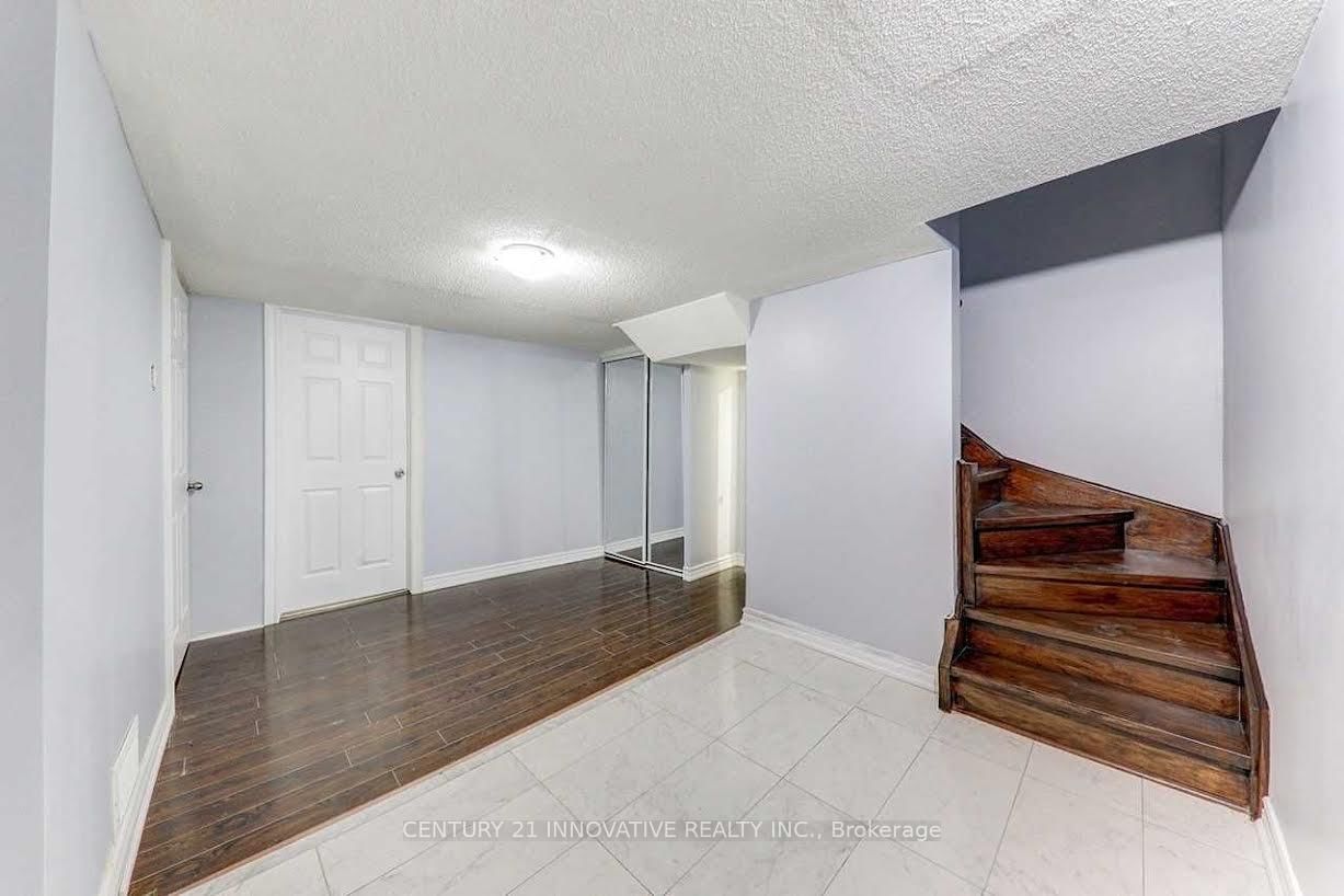 7 Sachems Place, Unit BSMT - Photo 4