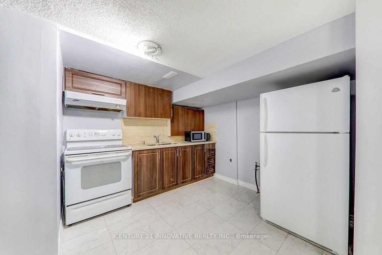 7 Sachems Place, Unit BSMT - Photo 5