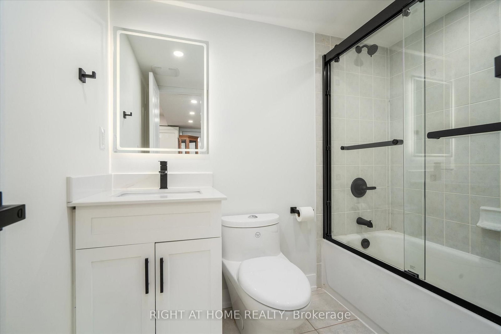 735 Sheppard Avenue W, Unit 36 - Photo 19