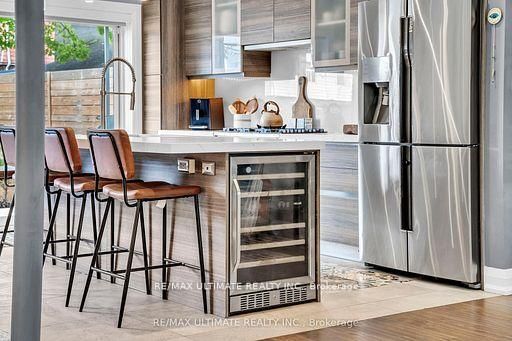 Detached House for sale at 10 Oakdene Crescent, Toronto, Ontario, M4J 4H9 - Danforth - MLS: E13006822