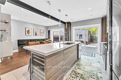 Detached House for sale at 10 Oakdene Crescent, Toronto, Ontario, M4J 4H9 - Danforth - MLS: E13006822