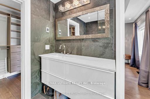 Detached House for sale at 10 Oakdene Crescent, Toronto, Ontario, M4J 4H9 - Danforth - MLS: E13006822