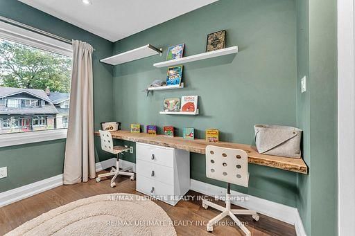 Detached House for sale at 10 Oakdene Crescent, Toronto, Ontario, M4J 4H9 - Danforth - MLS: E13006822