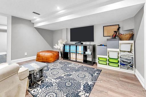 Detached House for sale at 10 Oakdene Crescent, Toronto, Ontario, M4J 4H9 - Danforth - MLS: E13006822