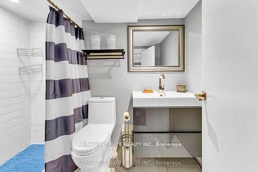 Detached House for sale at 10 Oakdene Crescent, Toronto, Ontario, M4J 4H9 - Danforth - MLS: E13006822