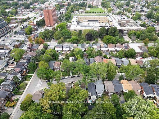 Detached House for sale at 10 Oakdene Crescent, Toronto, Ontario, M4J 4H9 - Danforth - MLS: E13006822