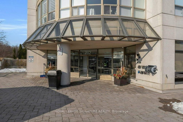 1106 - 712 Rossland Road E